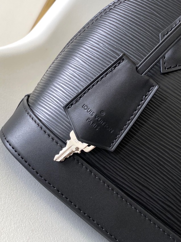 ルイヴィトン スーパーコピー 届く ナノスピーディ エピレザー ロゴストラップ付き ミニハンドバッグ ブラック レディース 通販_3