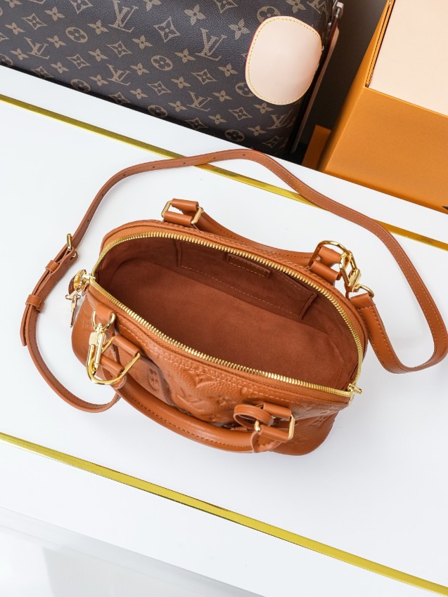 ルイヴィトン スーパーコピー ナノスピーディ エンボスモノグラム レザーミニボストンバッグ ブラウン レディース 新作_3