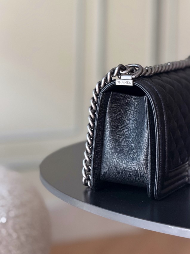 シャネル スーパーコピー ボーイシャネル チェーンショルダーバッグ ブラック レザー ミニバッグ 人気モデル_1
