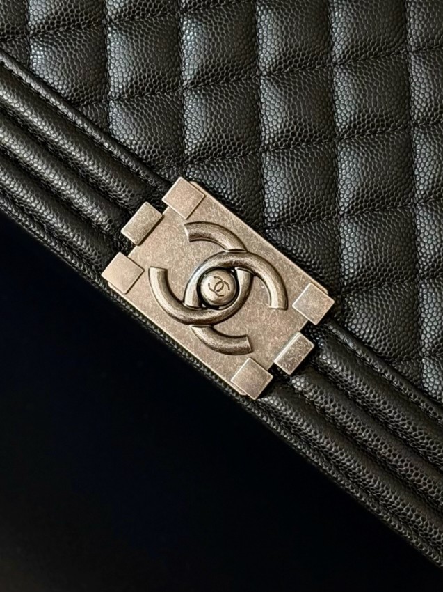 シャネル スーパーコピー ボーイシャネル チェーンショルダーバッグ ブラック レザー ミニバッグ 人気モデル_3