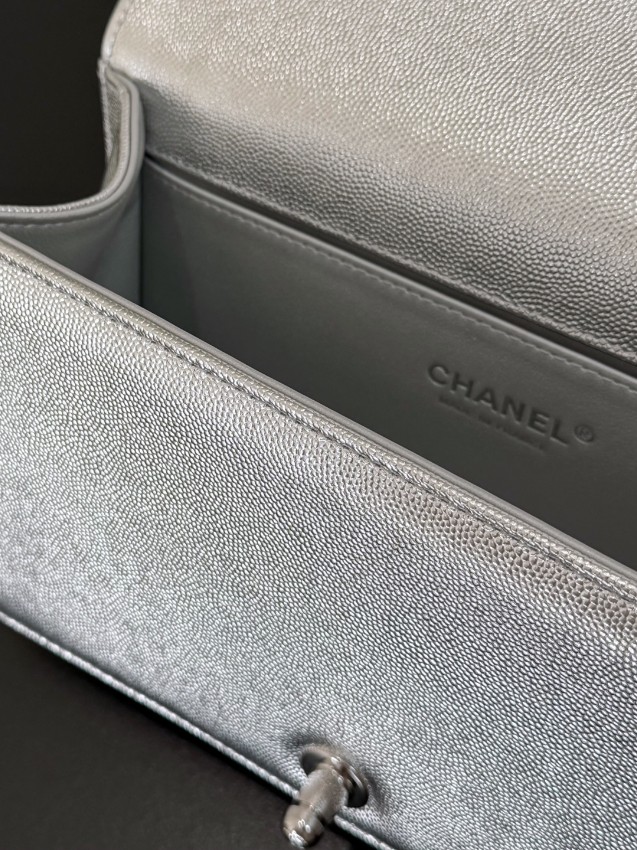 シャネル スーパーコピー ボーイシャネル チェーンショルダーバッグ ブラック レザー ミニバッグ 人気モデル_6