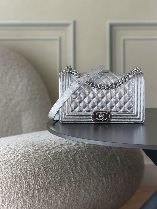 シャネル コピー ボーイシャネル チェーンショルダーバッグ シルバー レザー ミニバッグ レディース_7