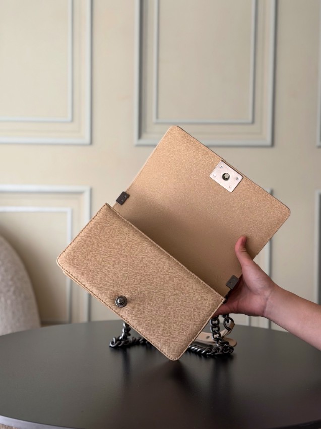 シャネル 並行輸入品 ボーイシャネル チェーンショルダーバッグ ベージュ レザー コンパクトバッグ 売れ筋_2