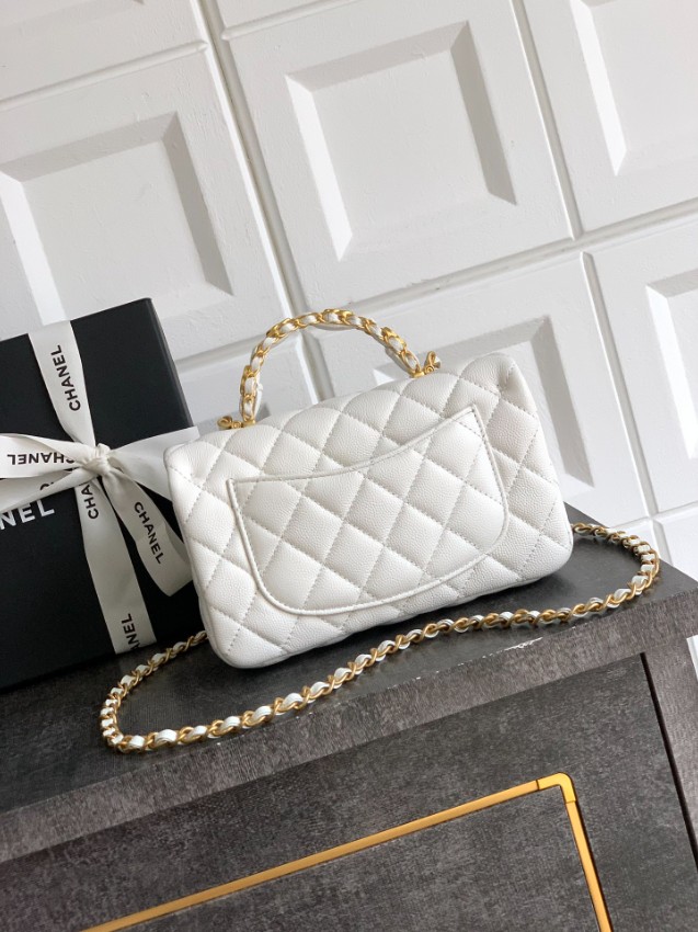 シャネル n級品 クラシックフラップ 2WAYミニバッグ ホワイト キルティング 通販 AS5701_2