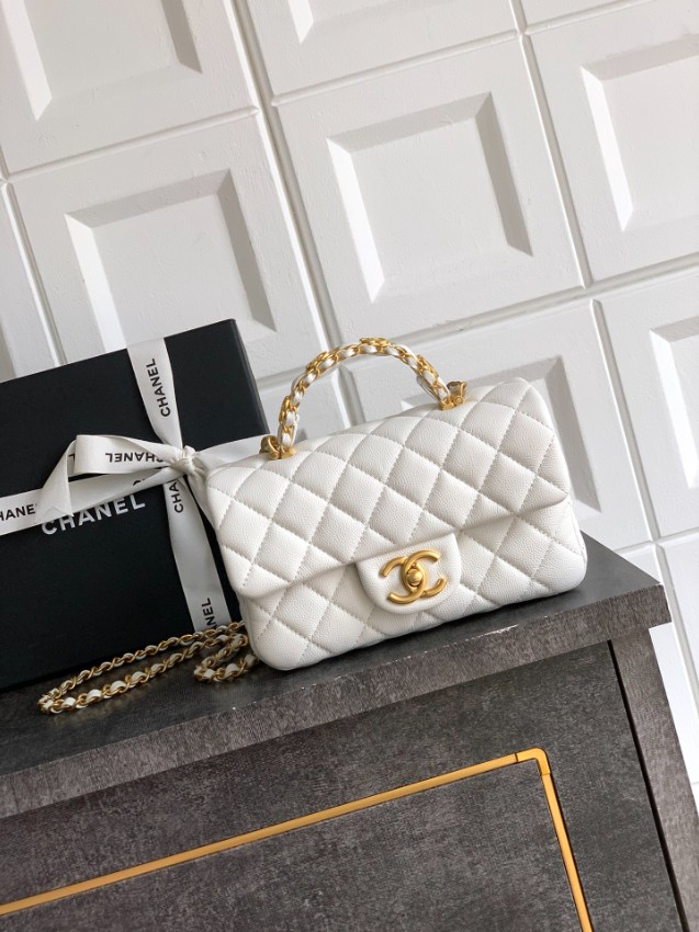 シャネル n級品 クラシックフラップ 2WAYミニバッグ ホワイト キルティング 通販 AS5701_1