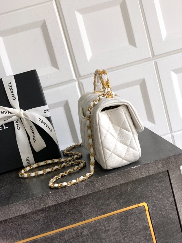 シャネル n級品 クラシックフラップ 2WAYミニバッグ ホワイト キルティング 通販 AS5701_5