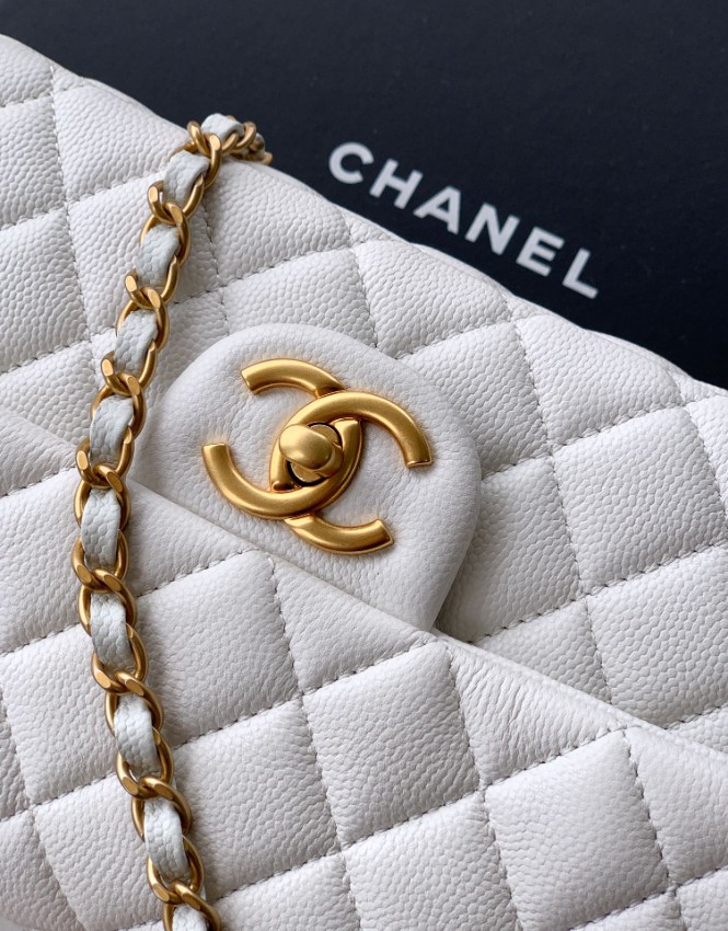 シャネル ハイブランド クラシックフラップ 2WAYハンドバッグ ホワイト キルティング レディース AS5702_3