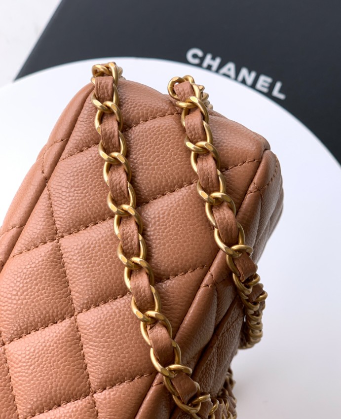 シャネル スーパーコピー クラシックフラップ ハンドバッグ キャメル キルティング仕上げ 上品デザイン AS5702_9