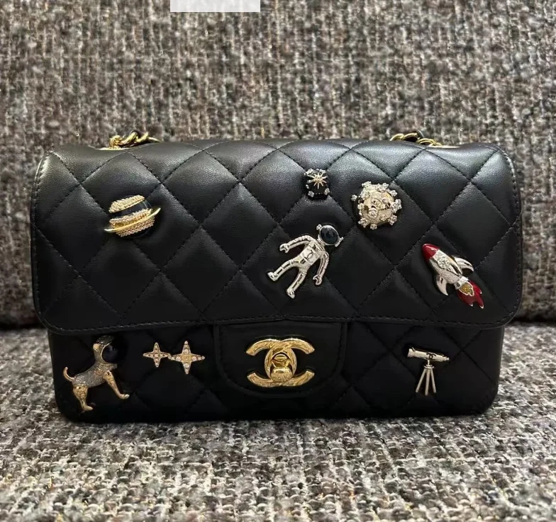 chanelbangs (4).jpg