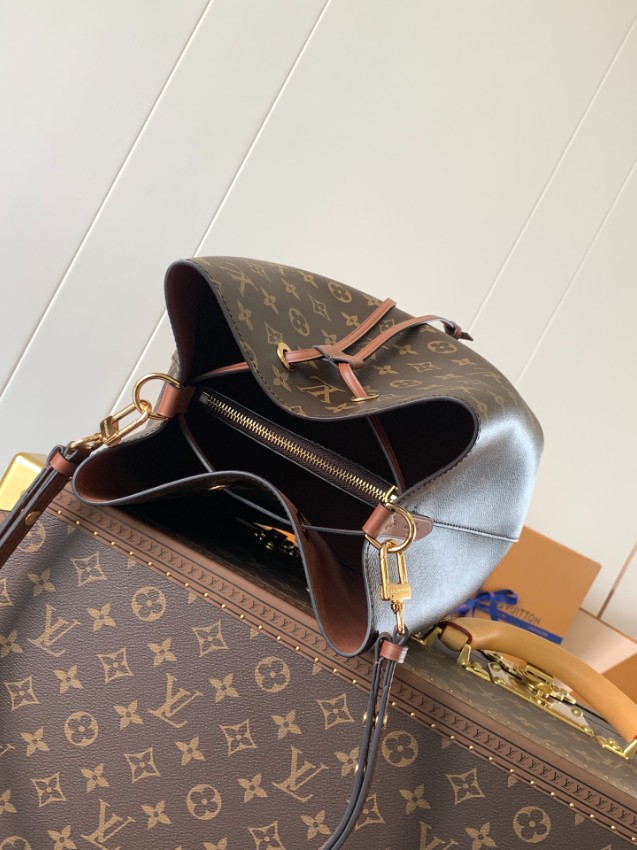 ルイヴィトン n級品 ネオノエ ショルダーバッグ モノグラム ブラウン レディース 通販 M44887_1