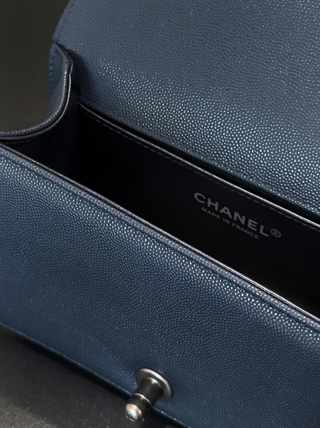 シャネル 並行輸入品 ボーイシャネル ミニチェーンバッグ ネイビーブルー 注目商品 67085_9