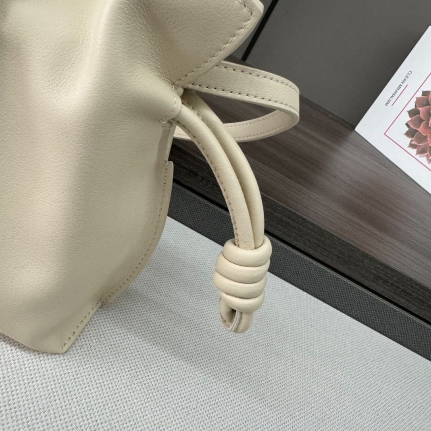 ロエベ スーパーコピー 届く フラメンコ ショルダーバッグ アイボリー レディース 高品質レプリカ_3
