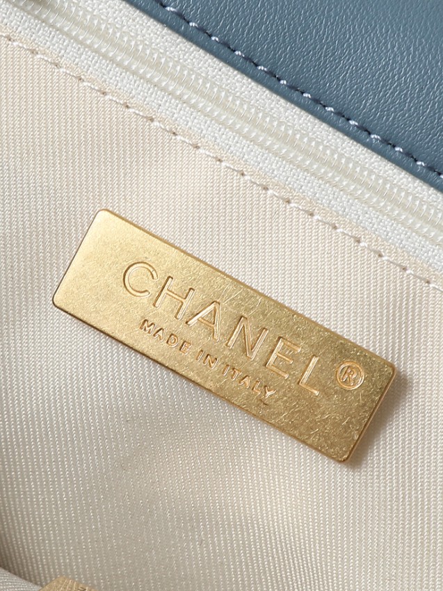 シャネル スーパーコピー 届く シャネル19 チェーンミニバッグ ブルー 注目商品_5
