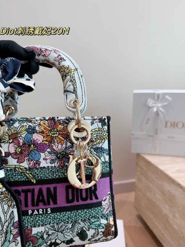 ディオール 並行輸入品 レディディオール フラワー刺繍ミニバッグ マルチカラー レディース 定番_7