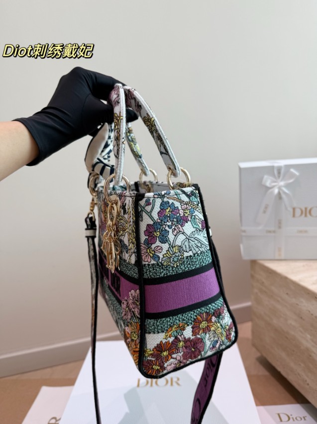 ディオール スーパーコピー 届く レディディオール フラワー刺繍ハンドバッグ マルチカラー レディース 売れ筋_6