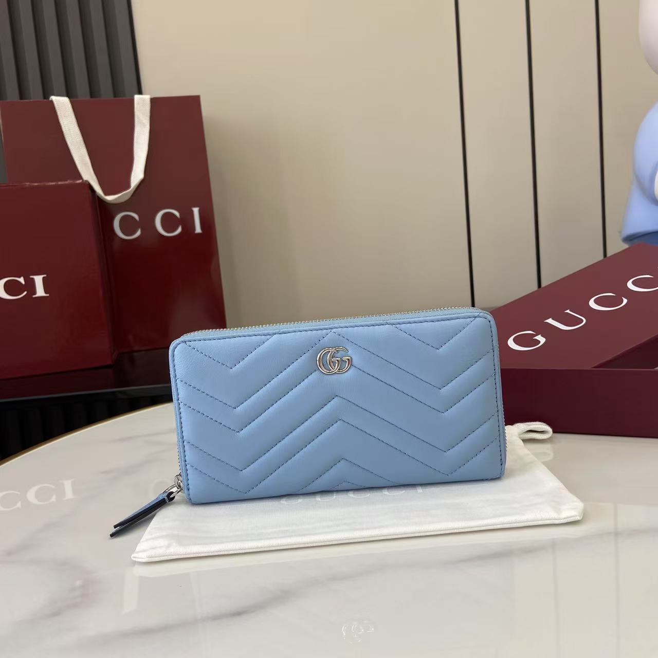グッチ スーパーコピー GGマーモント ラウンドジップ長財布 ライトブルー レディース 定番 837758_5