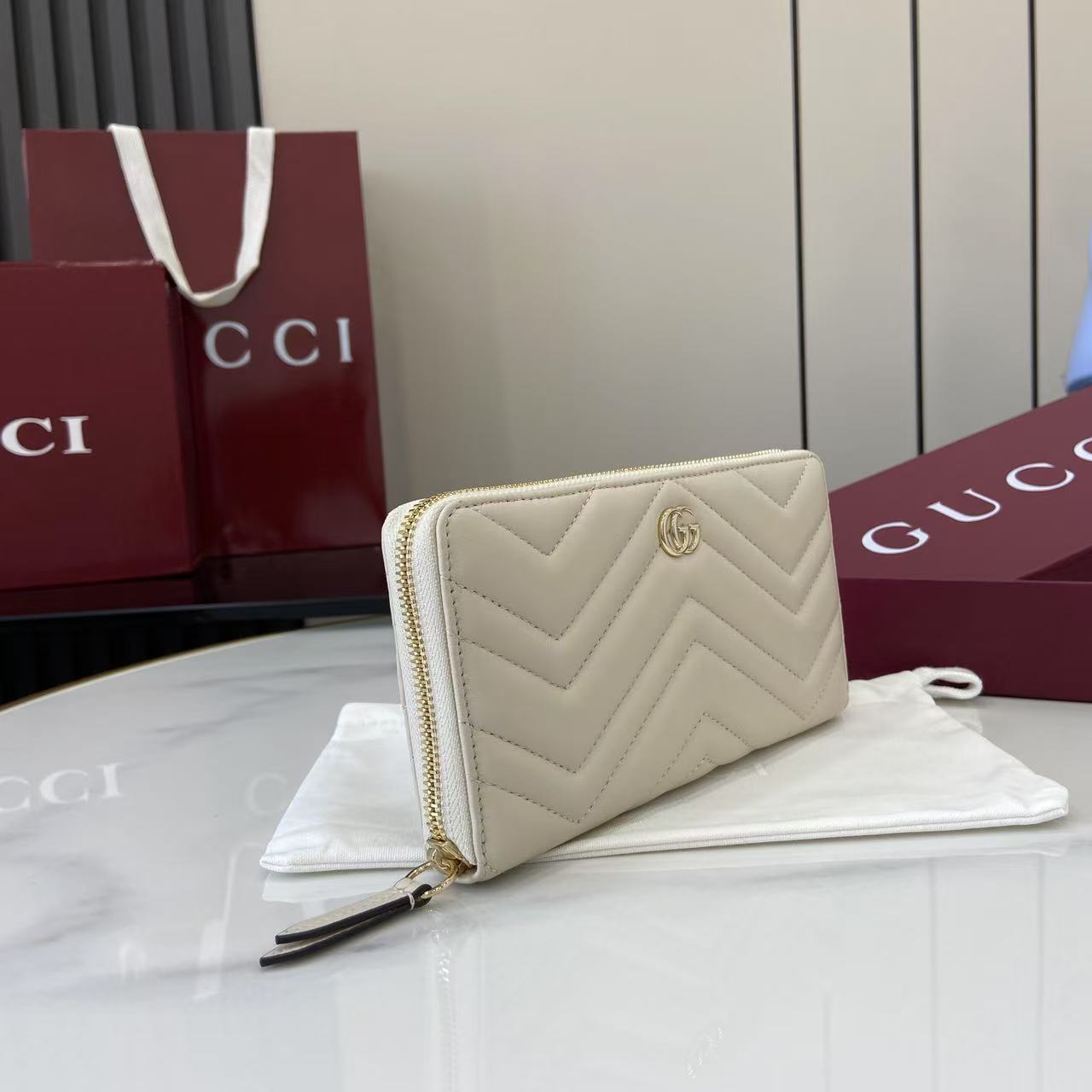 グッチ スーパーコピー GGマーモント ラウンドジップ長財布 アイボリー レディース 売れ筋 837758_11