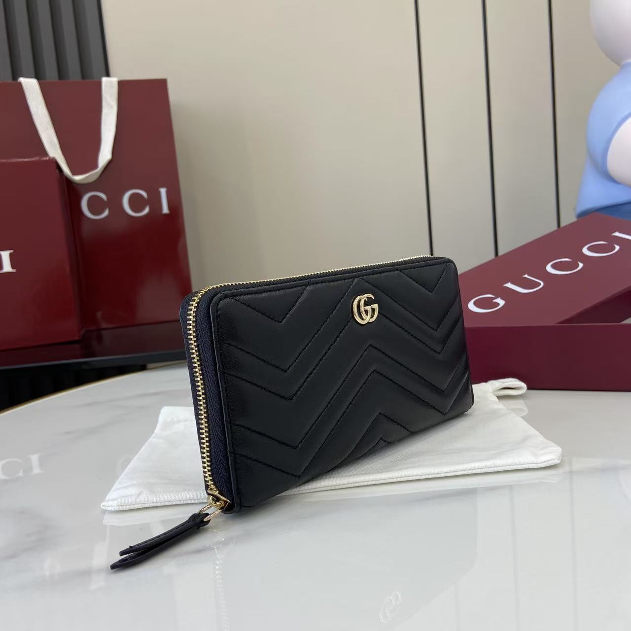 グッチ コピー GGマーモント ラウンドジップ長財布 ブラック レディース 定番 837758_10