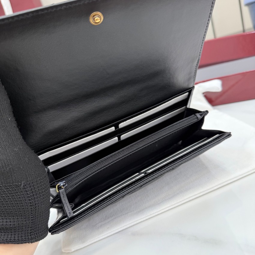 グッチ スーパーコピー GGマーモント フラップ長財布 ブラック レザー レディース 売れ筋 443436_2