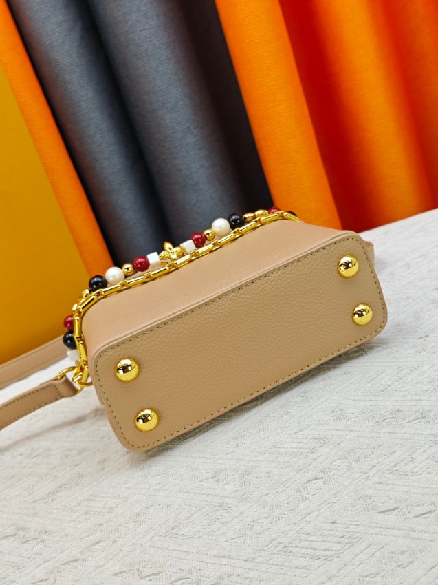 ルイヴィトン ハイブランド カプシーヌ コンパクトバッグ ベージュ ビーズ装飾 ゴールド金具 M28716_5
