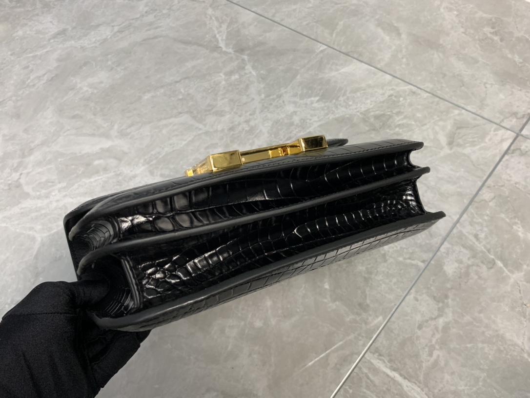 エルメス 並行輸入品 コンスタンス クロコ型押しショルダーバッグ ブラック ゴールド金具_5