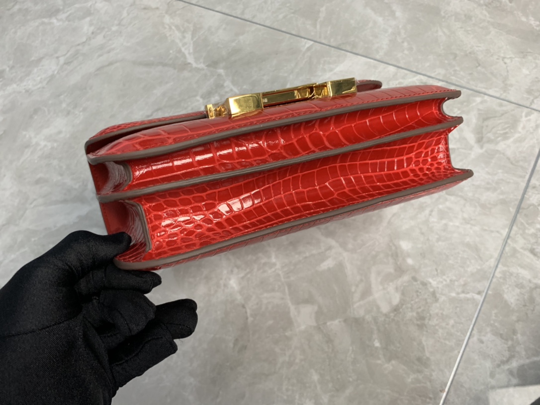 エルメス スーパーコピー コンスタンス クロコ型押しショルダーバッグ レッド ゴールド金具 上質レザー_6