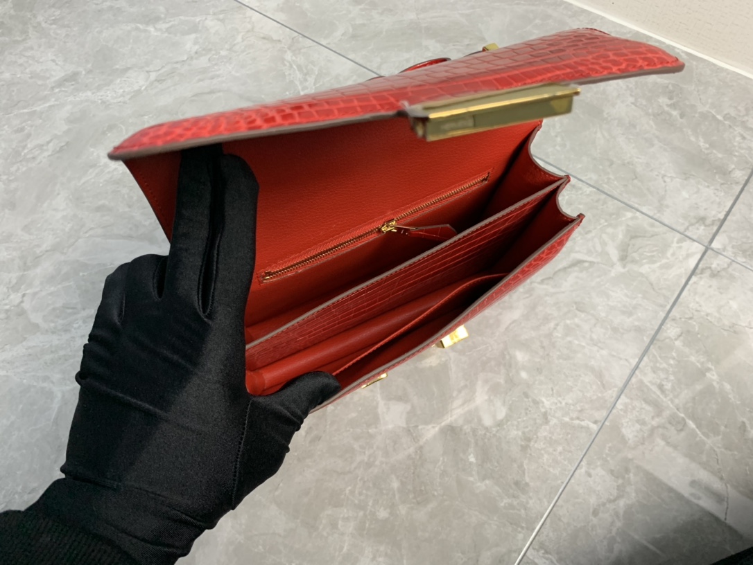 エルメス スーパーコピー コンスタンス クロコ型押しショルダーバッグ レッド ゴールド金具 上質レザー_4