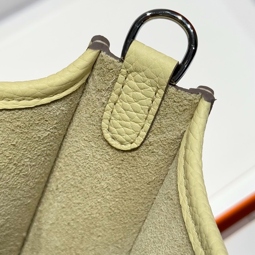 エルメス n級品 エヴリン ミニバッグ レザー イエロー系 コンパクト軽量モデル 春夏人気_4