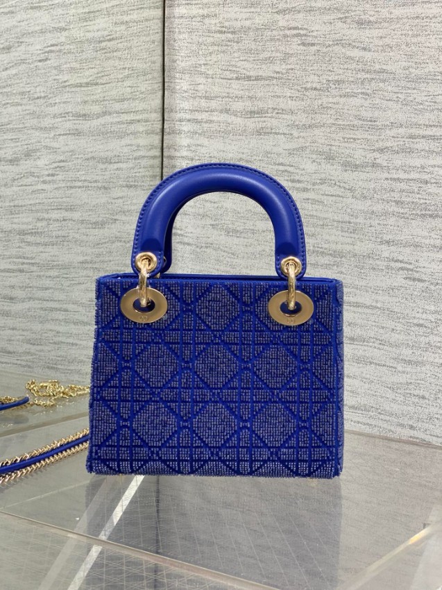 ディオール n級品 レディディオール コンパクトバッグ ブルー ビジュー刺繍 ゴールド金具 エレガントデザイン_1