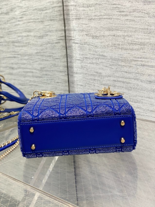 ディオール n級品 レディディオール コンパクトバッグ ブルー ビジュー刺繍 ゴールド金具 エレガントデザイン_7