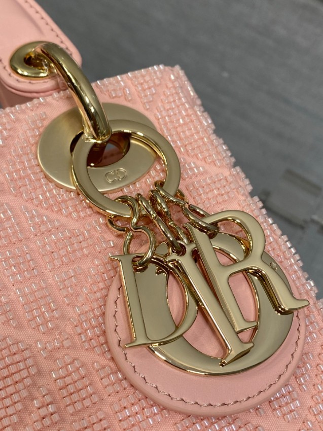 ディオール 並行輸入品 レディディオール ミニバッグ ピンク カナージュ刺繍 ゴールド金具 フェミニンデザイン_9