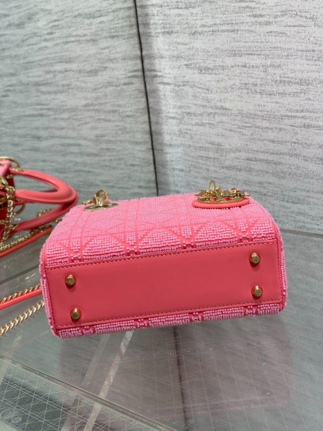 ディオール スーパーコピー レディディオール ミニバッグ ピンク カナージュ刺繍 ゴールド金具 華やかデザイン_7