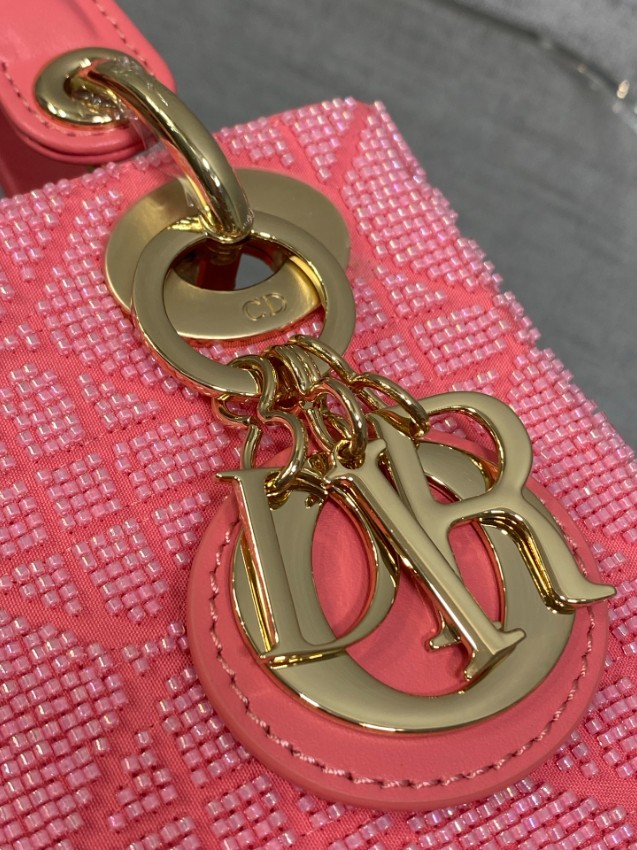 ディオール スーパーコピー レディディオール ミニバッグ ピンク カナージュ刺繍 ゴールド金具 華やかデザイン_8