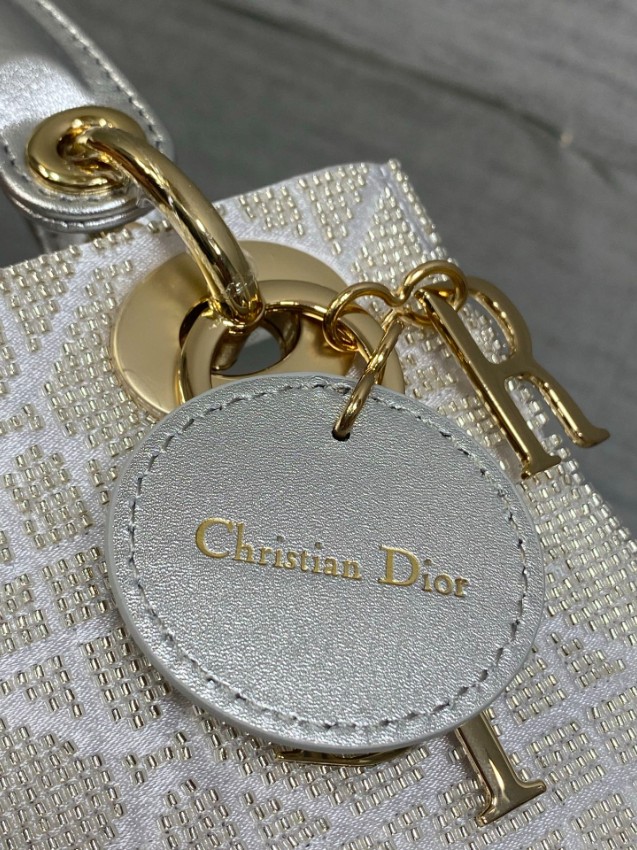 ディオール スーパーコピー レディディオール ミニバッグ ホワイト カナージュ刺繍 ゴールド金具 上品エレガント_2