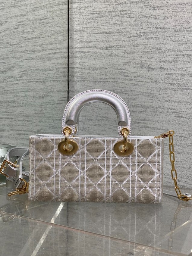 ディオール スーパーコピー レディディオール 2WAYミニバッグ シルバー カナージュ刺繍 ゴールド金具 上品デザイン_5