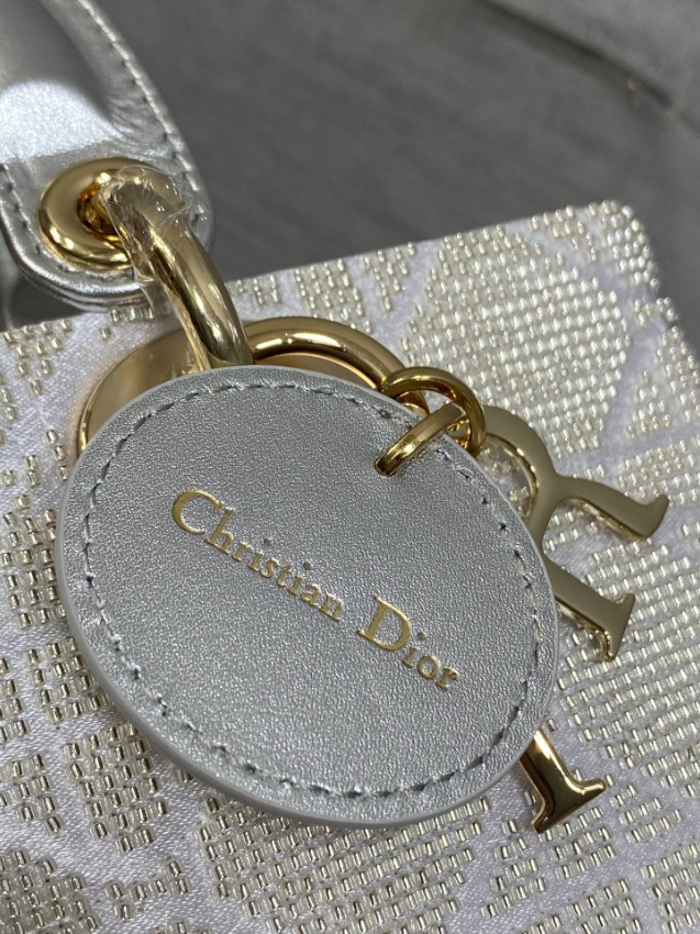 ディオール スーパーコピー レディディオール 2WAYミニバッグ シルバー カナージュ刺繍 ゴールド金具 上品デザイン_6