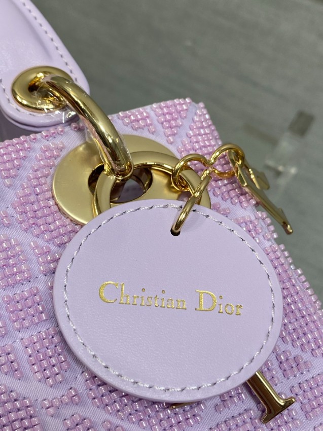ディオール スーパーコピー レディディオール ミニバッグ ラベンダー カナージュ刺繍 ゴールド金具 フェミニンデザイン_9