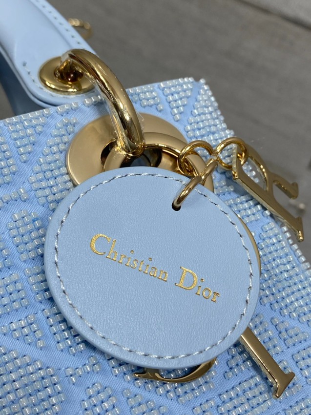 ディオール スーパーコピー レディディオール ミニバッグ ライトブルー カナージュ刺繍 ゴールド金具 清涼感デザイン_7