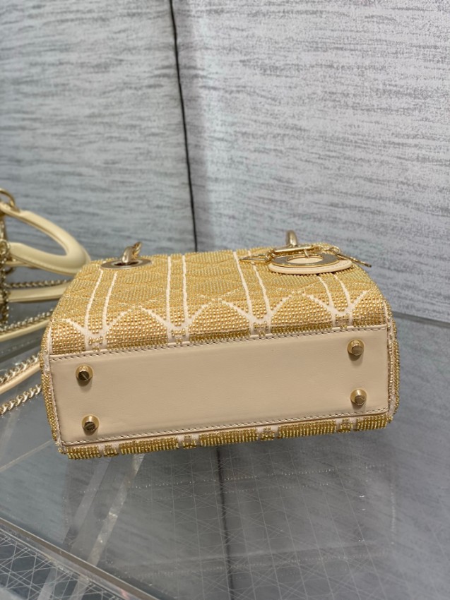 ディオール スーパーコピー レディディオール ミニバッグ ベージュ カナージュ刺繍 ゴールド金具 上品デザイン_4