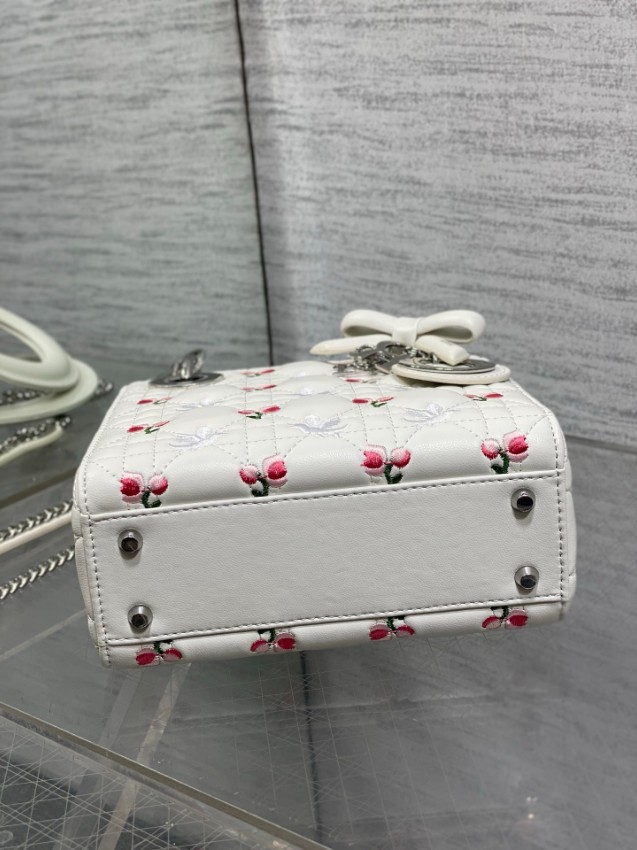 ディオール スーパーコピー レディディオール ミニバッグ ハンドバッグ ホワイト系 刺繍デザイン カナージュ調_5