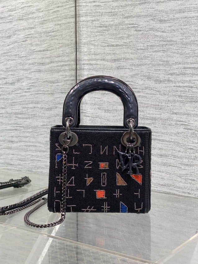 ディオール 並行輸入品 レディディオール ミニバッグ 2WAYハンドバッグ ブラック系 刺繍ロゴ 幾何学デザイン_3
