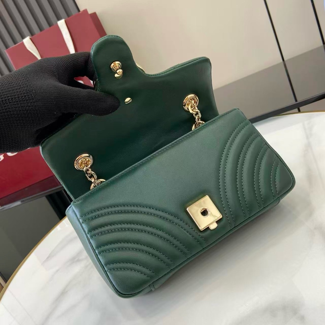 グッチ コピー GGマーモント コンパクトバッグ グリーン キルティングチェーンショルダー 837280_9