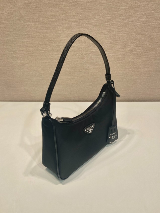 プラダ n級品 リエディション2005 ショルダーバッグ ナイロン ネイビー コンパクトバッグ 上品仕上げ 1N204M_2