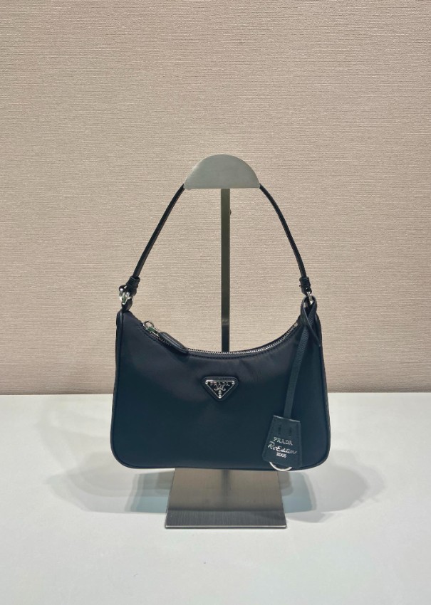 プラダ n級品 リエディション2005 ショルダーバッグ ナイロン ネイビー コンパクトバッグ 上品仕上げ 1N204M_8
