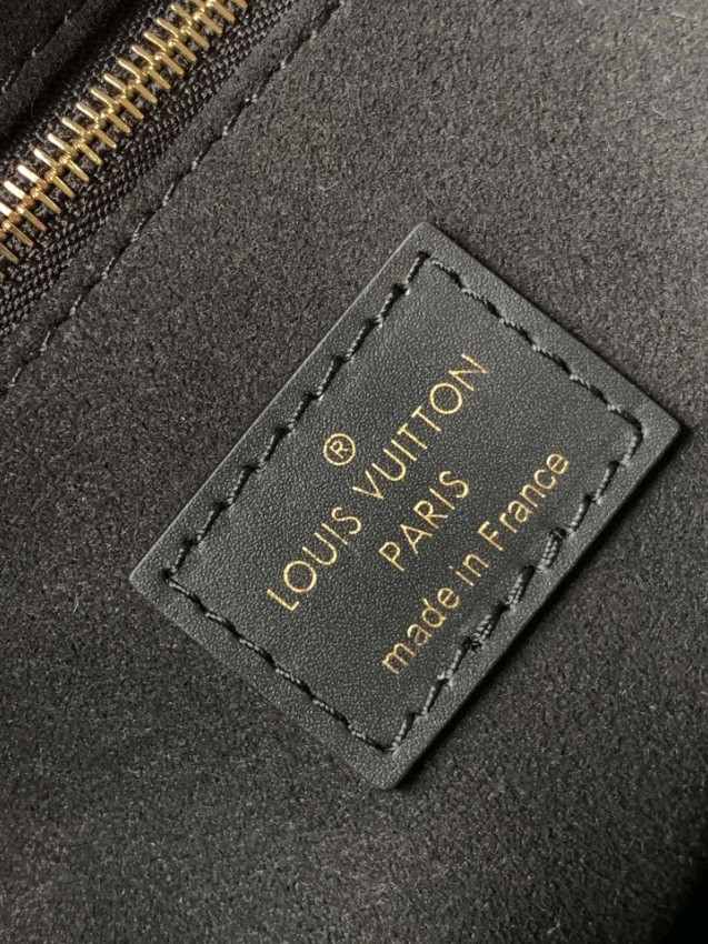 ルイヴィトン スーパーコピー オンザゴー ハンドバッグ ブラックエンボス コンパクトバッグ M45659 M45653_9