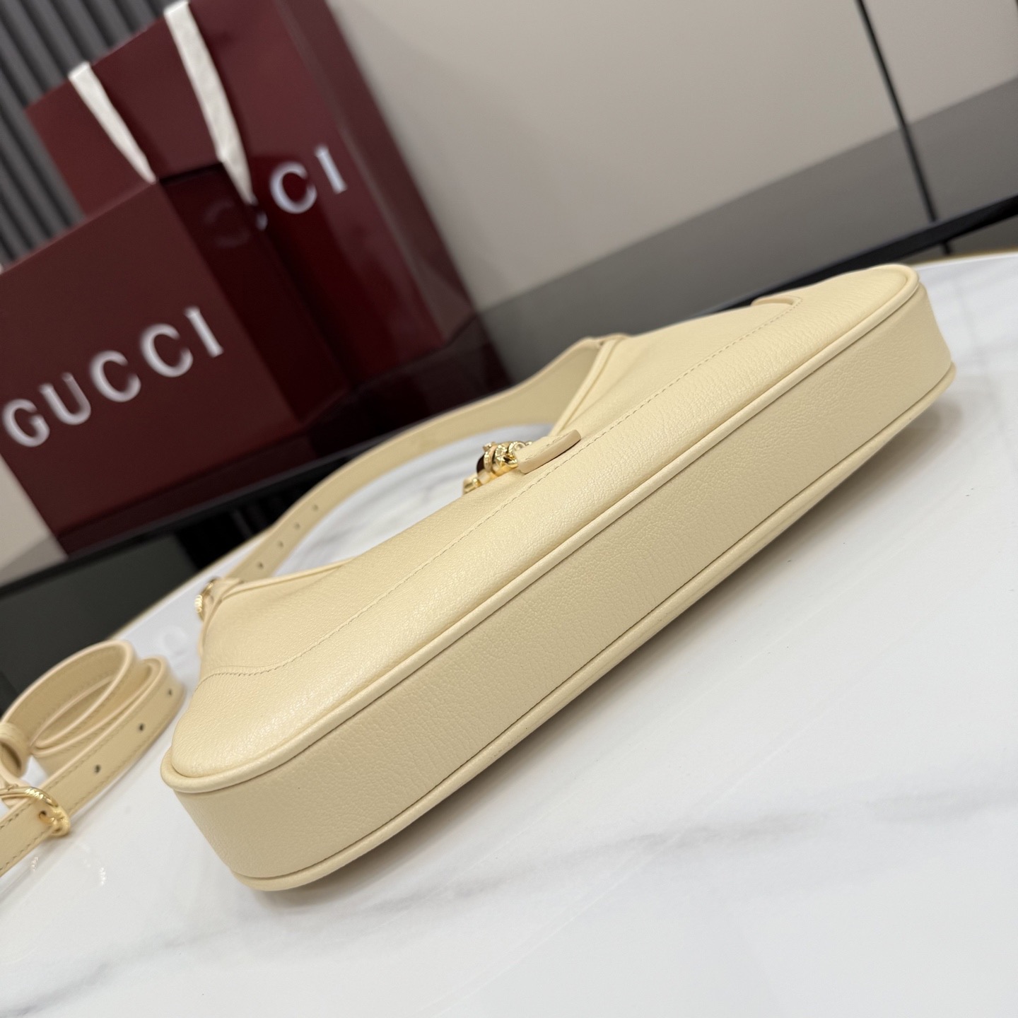 グッチ ハイブランド ジャッキー1961 レザー ワンショルダーバッグ ベージュ ゴールド金具 863137_7