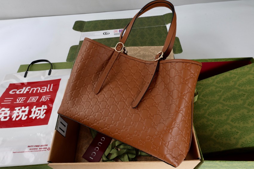 グッチ スーパーコピー 届く オフィディア GGエンボス トートバッグ ブラウン レザー調 モノグラムデザイン 815213_6