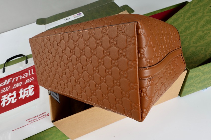 グッチ スーパーコピー 届く オフィディア GGエンボス トートバッグ ブラウン レザー調 モノグラムデザイン 815213_9