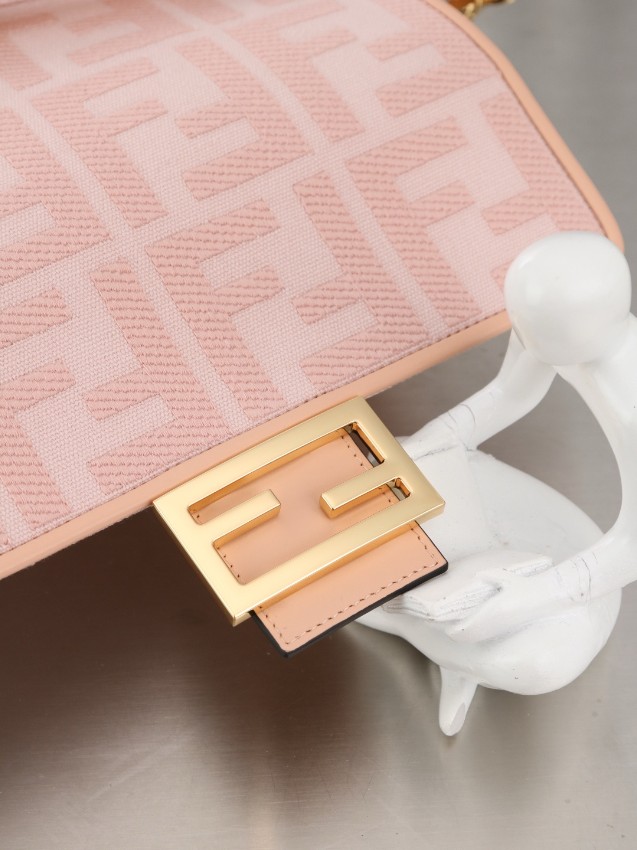 フェンディ コピー バゲット ショルダーバッグ ピンク FF柄 ゴールド金具 2WAYデザイン 6005_4