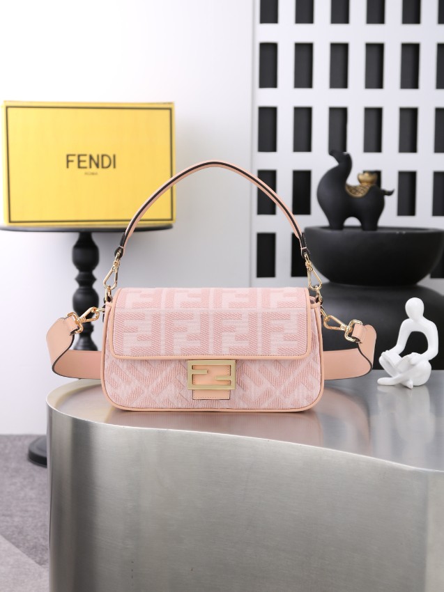 フェンディ コピー バゲット ショルダーバッグ ピンク FF柄 ゴールド金具 2WAYデザイン 6005_2